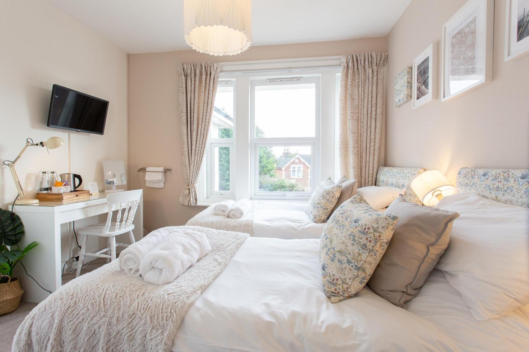 Hotel Harry'S House Poole Esterno foto
